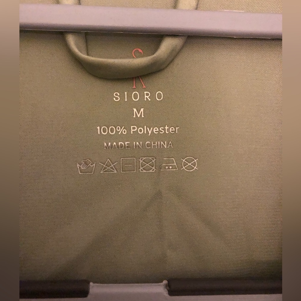Sioro Green Robe - Picture 3 of 3